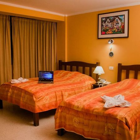 Hotel Amoretto Trujillo Ngoại thất bức ảnh